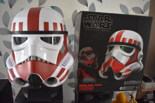 Star wars stormtrooper helmet - star,