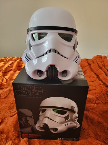 Star wars the black series - star,