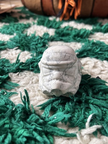Polished howlite star - howlite, wars