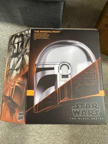 Star wars the black series - star,