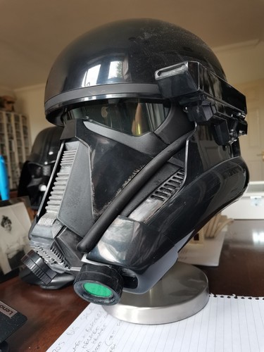 Star wars black series - star,